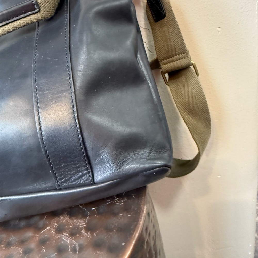 FEED Black Soft Leather Crossbody Tote Bag with Canvas Strap - Picture 7 of 11